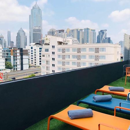Alt Hotel Nana By Uhg Bangkok Exterior foto